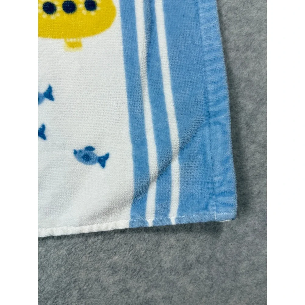 Pottery Barn Kids Yellow Submarine Hooded Beach Towel Blue Fish 100% Cotton